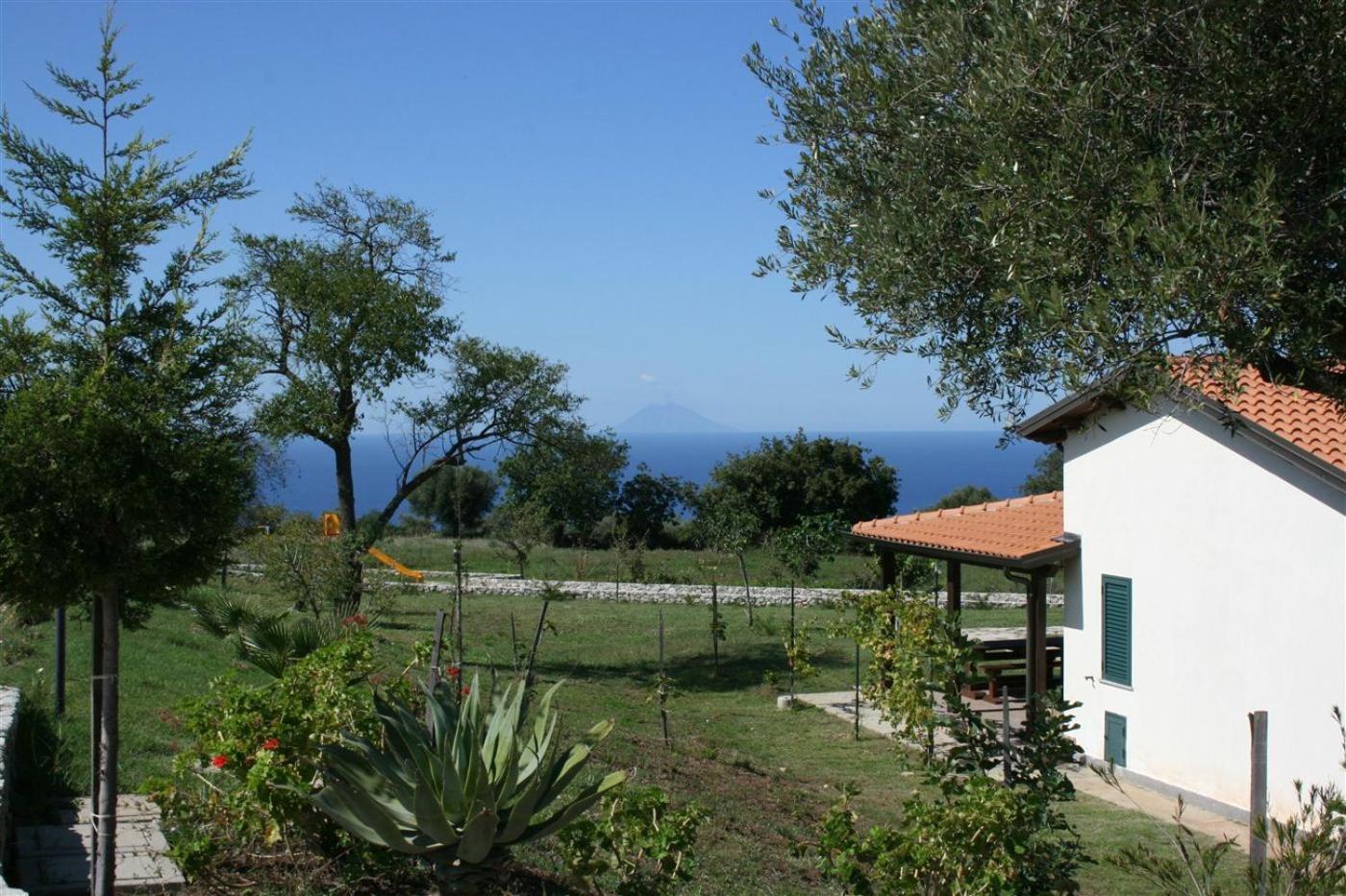 Agriturismo Ninea Ricadi Εξωτερικό φωτογραφία