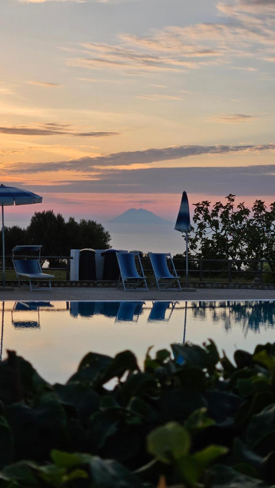 Agriturismo Ninea Ricadi Εξωτερικό φωτογραφία
